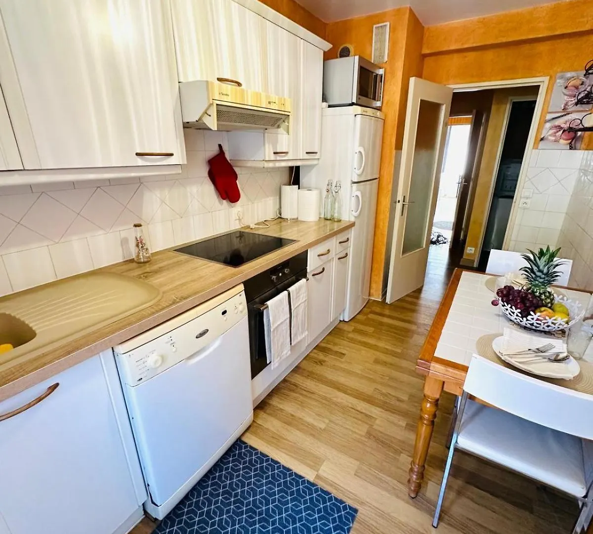 Apartment Spacieux 2 Chambres 65M2 Climatise Au Village Medieval Entre Nice Et Antibes Villeneuve-Loubet